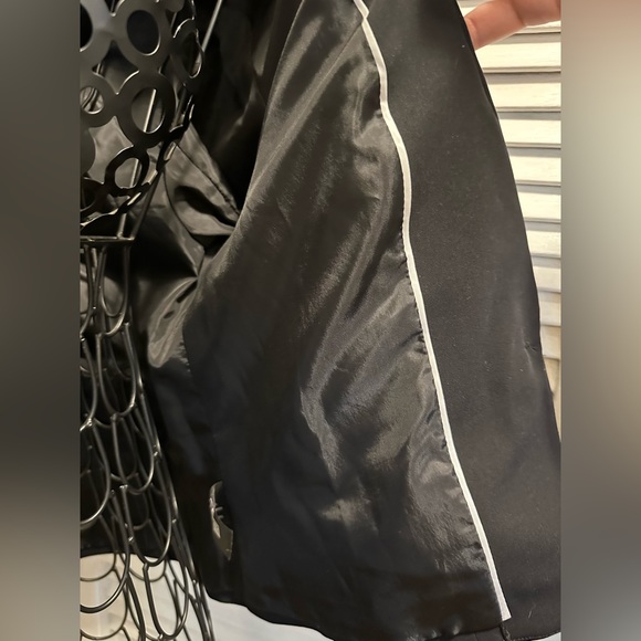 Women’s Worthington Suit Jacket - Picture 4 of 4